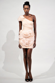 CoVeR yOuR FacE: FASHION COLLECTION: Marchesa RTW 2011
