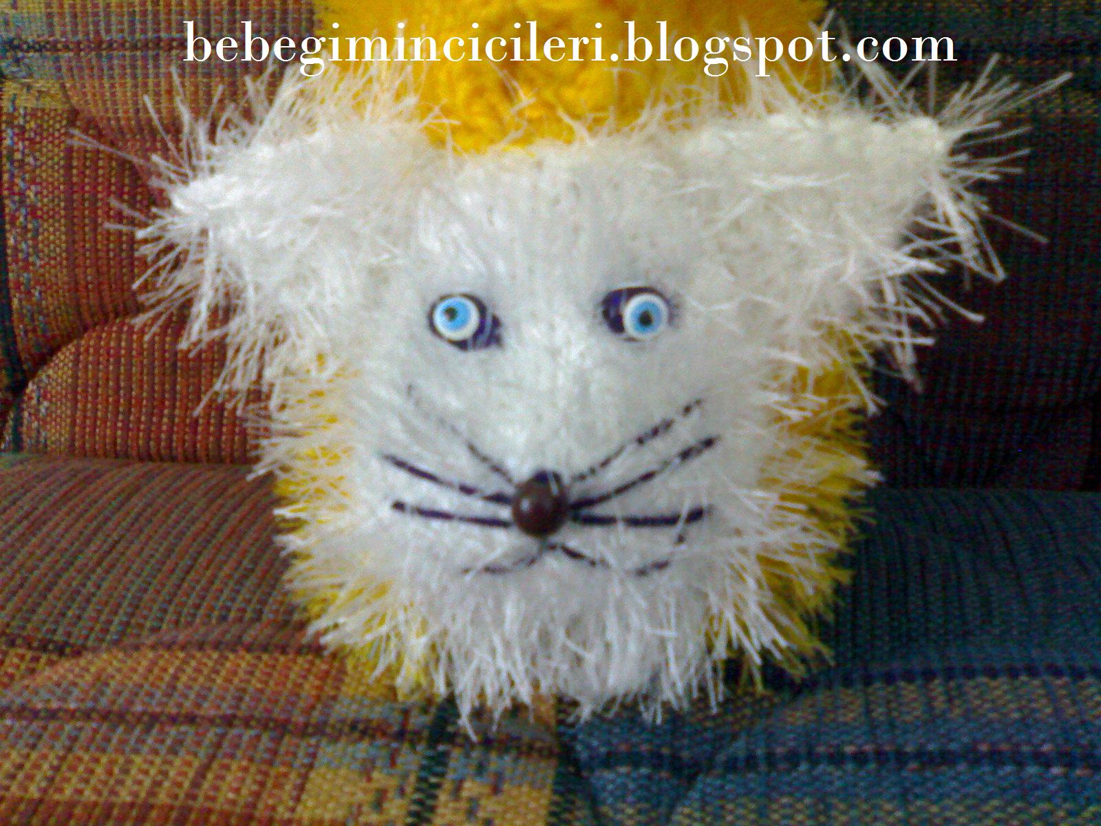 KIZIMIN CİCİLERİ KEDİLİ SARI PATİK 2