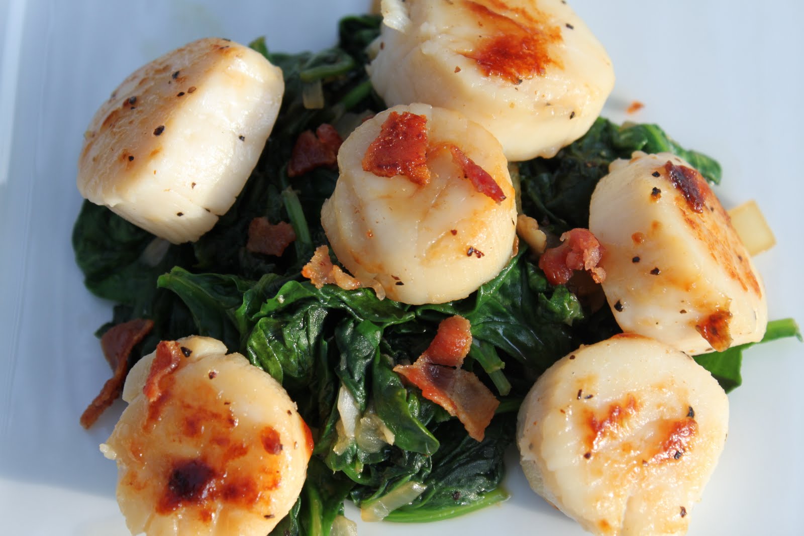 Erin's Eatery PanSeared Scallops with Bacon and Spinach