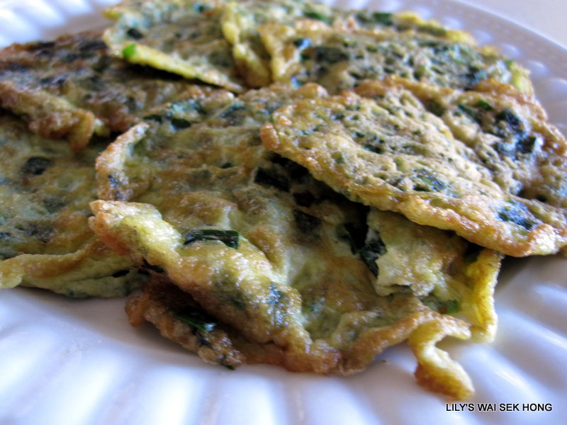 Lily's Wai Sek Hong Garlic Chive Omelette