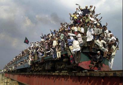 [fotos-humor-onibus-lotado_3.jpg]