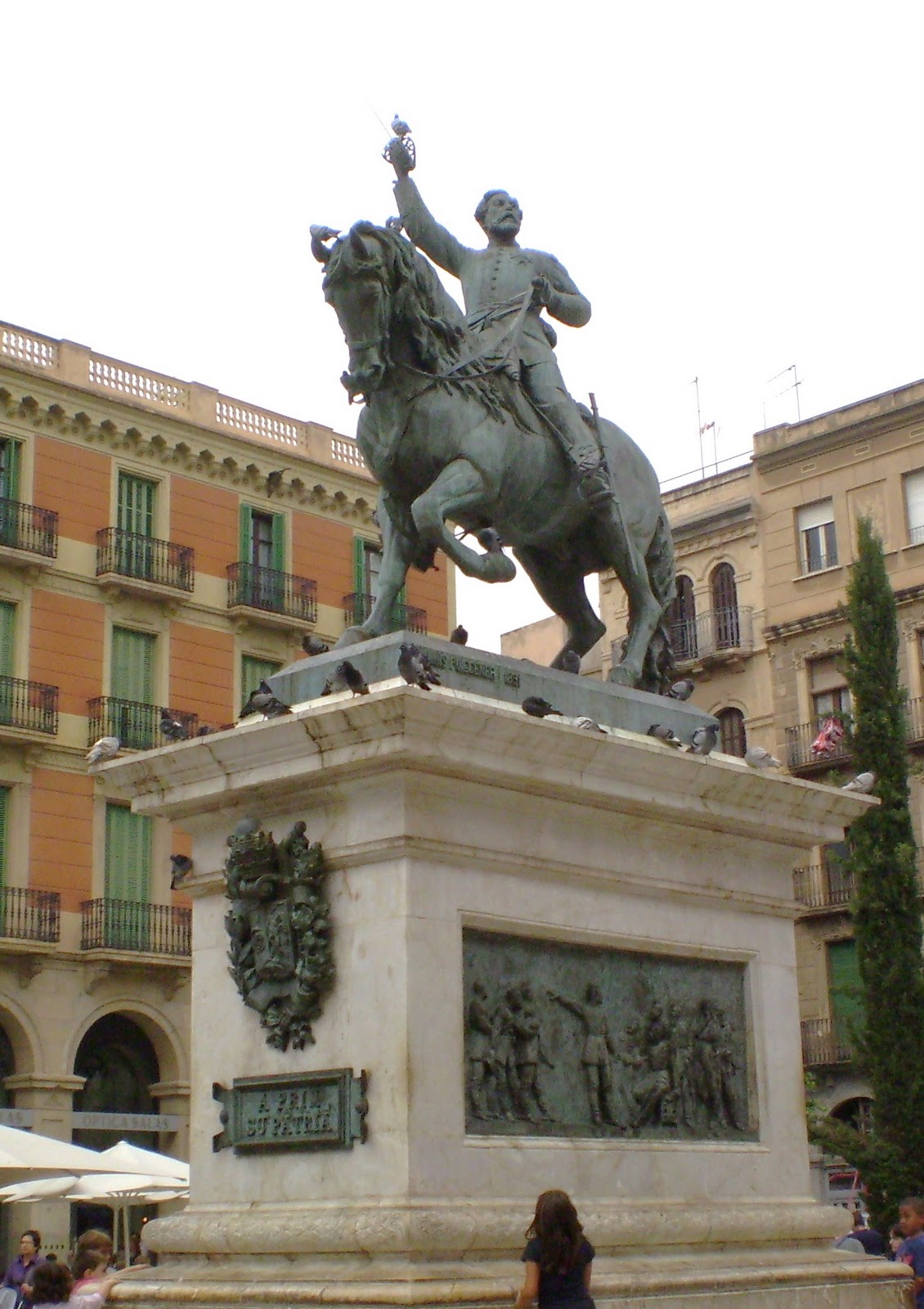 Rumbo a Gran Sol Monumento al