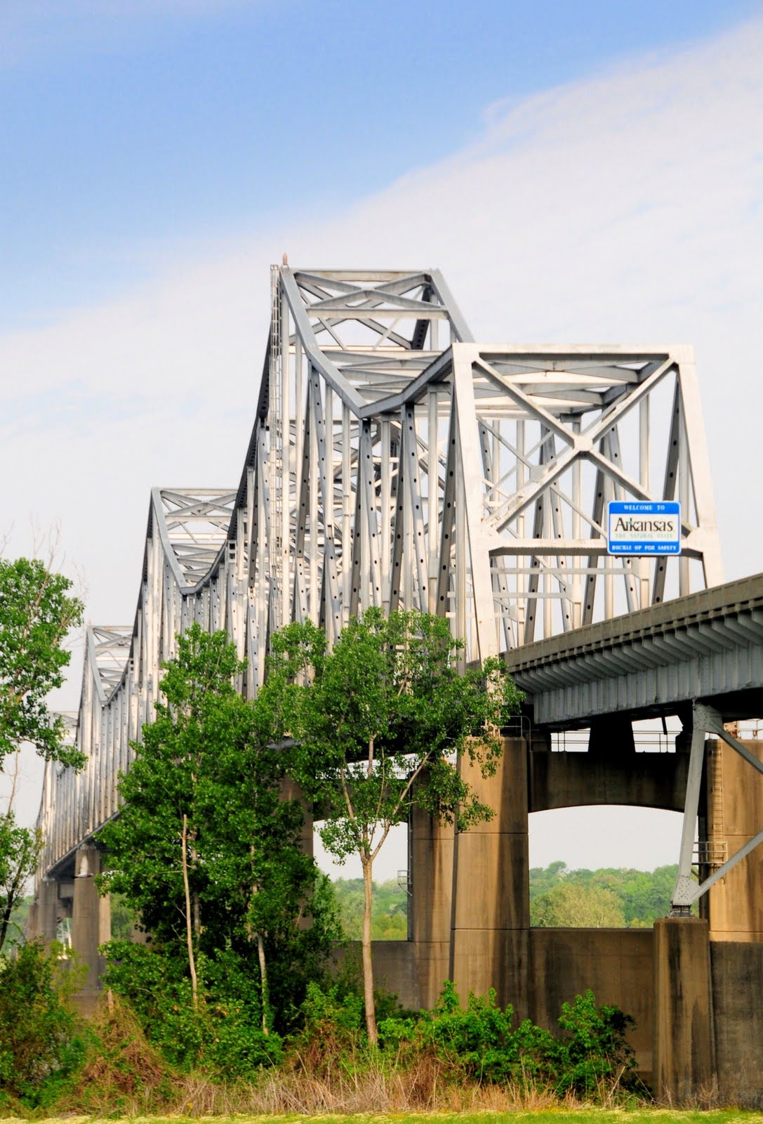 Larry Crawford Photography Helena, Arkansas , Mississippi River Bridge