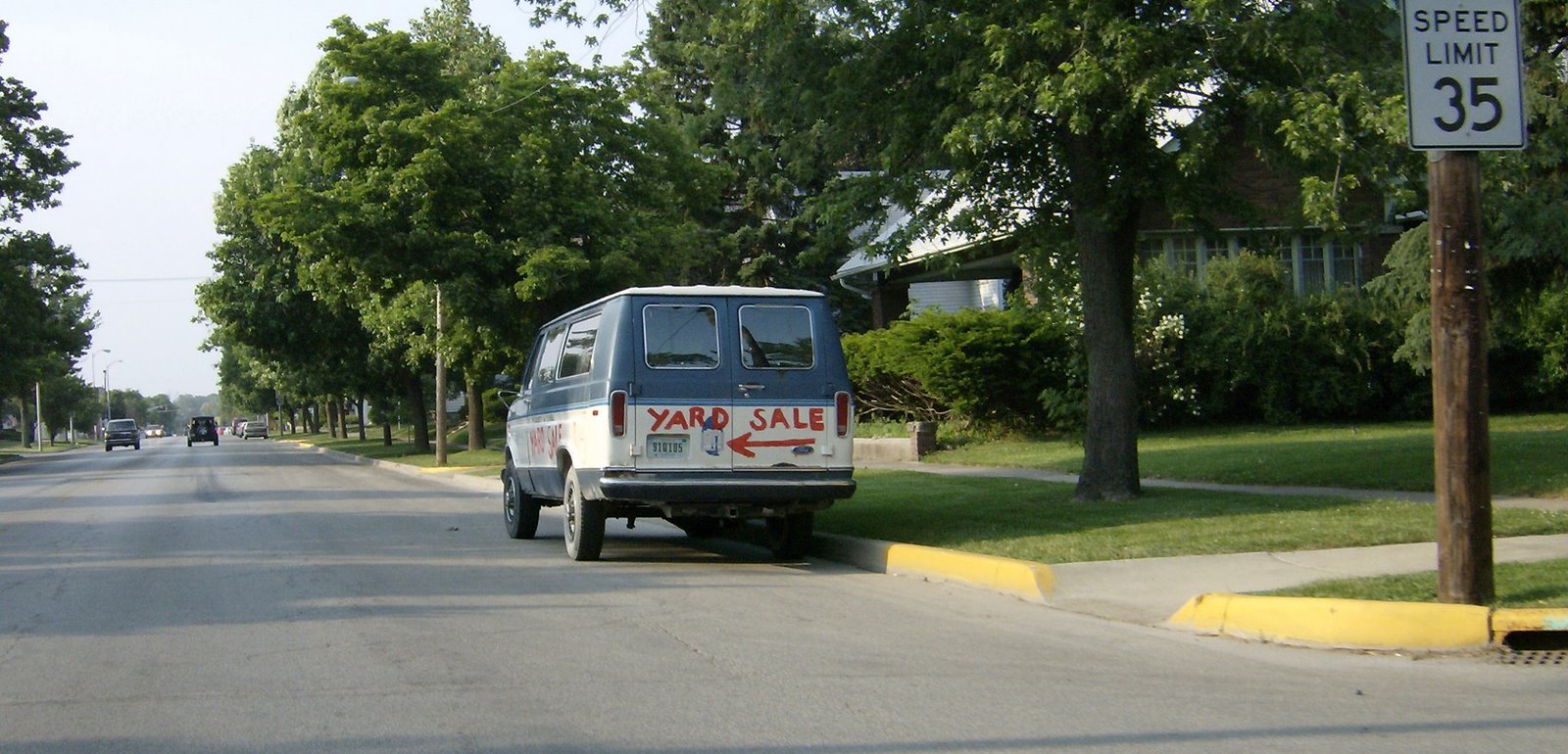 [HPIM1352yardsale.jpg]
