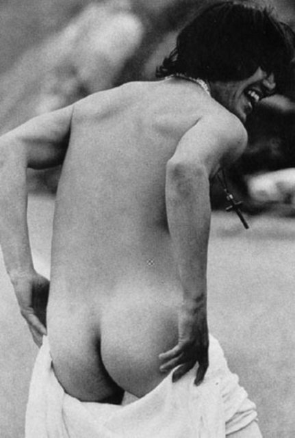keanu reeves having gay sex keanu reeves having gay sex