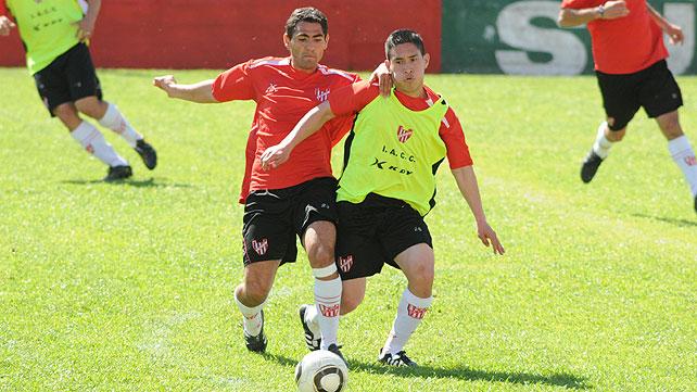 PISANDO LA REDONDA Instituto Para Subirse Al tren De La Punta