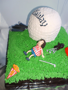 tarta de jugador de golf, con sus palos, con su césped...