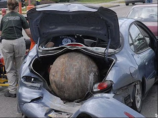 [Image: Wrecking+Ball.bmp]