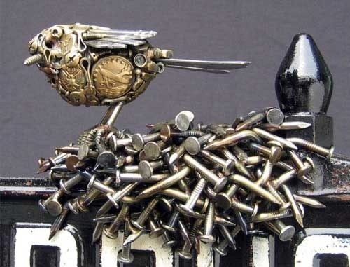 [sculpture-made-of-bits-and-pieces-12.jpg]