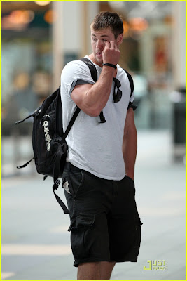 chris-hemsworth-thunder-god-thor-12.jpg