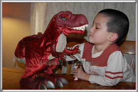 3 Garnets & 2 Sapphires: Review: Playskool Dino-Roars Monty Rex