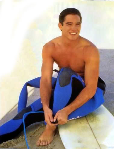 Barefoot Males: Dean Cain