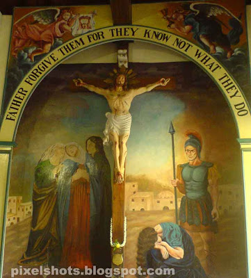 jesus nailed on cross,paintings inside churches,wall paintings,inside santacruz baslica,death of jesus,final words of Jesus before death