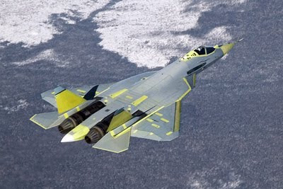 Pak_fa_in_flight.jpg