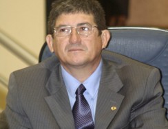 Juiz da 7ª Zona Eleitoral cassa diploma de prefeito e vice de Diamantino
