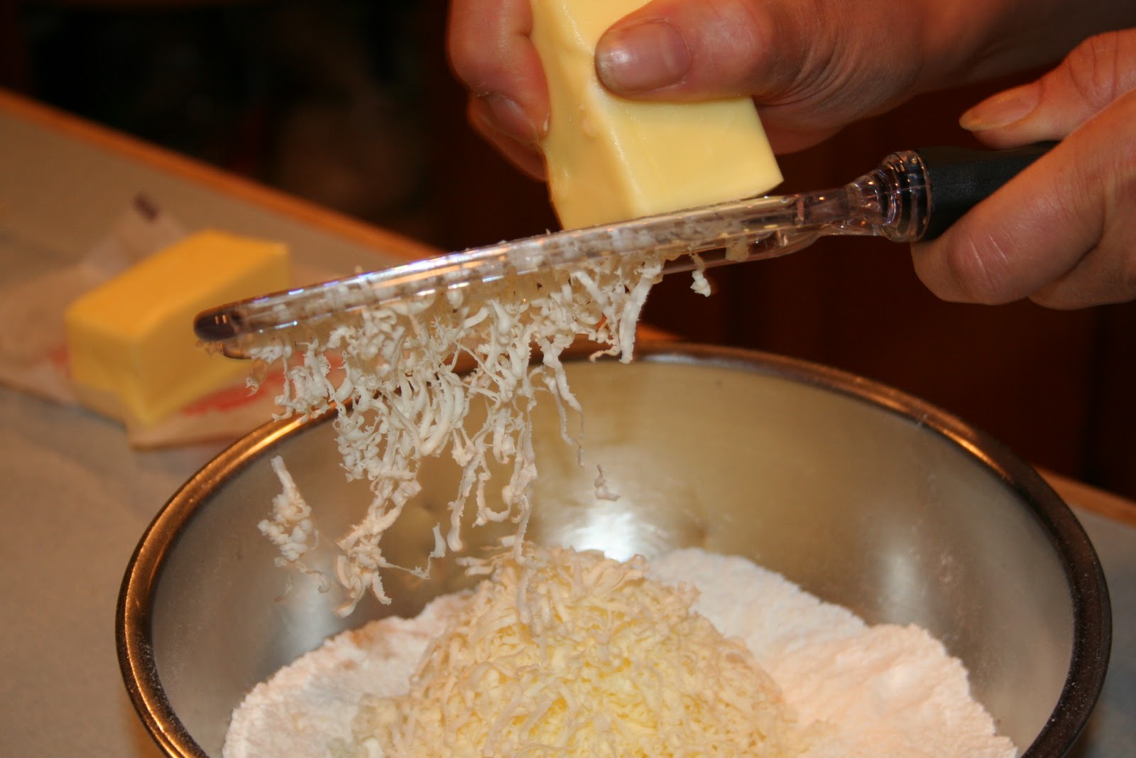 COOK WITH SUSAN Lizzy's Pie Crust