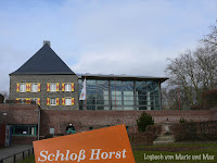 März