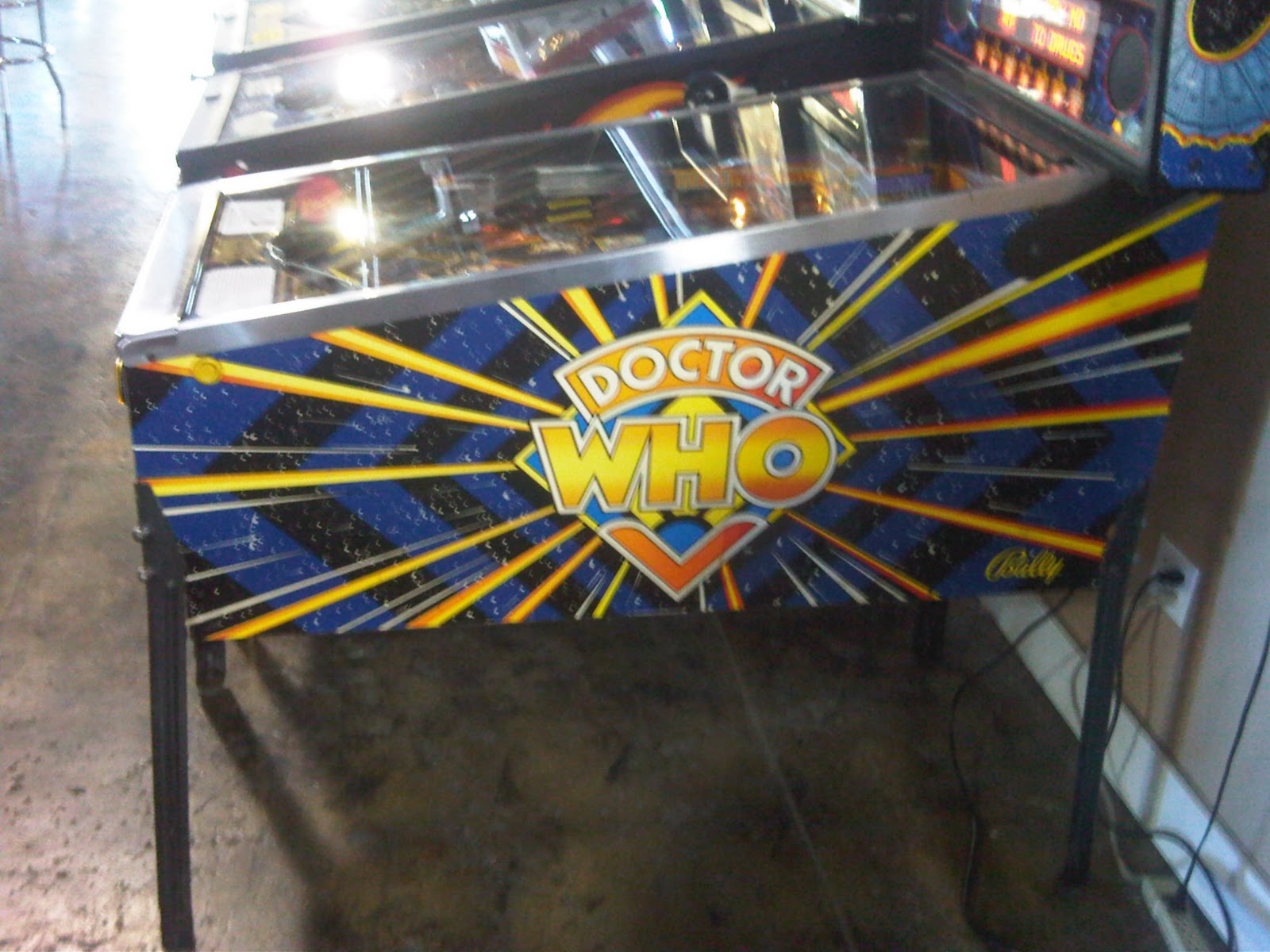 Vina Distributing Doctor Who Pinball Machine