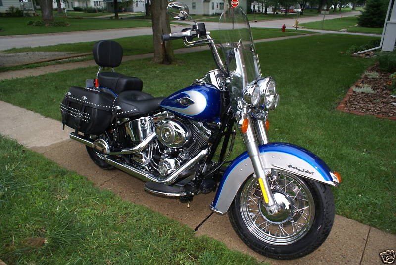 [2009+Harley-Davidson.jpg]