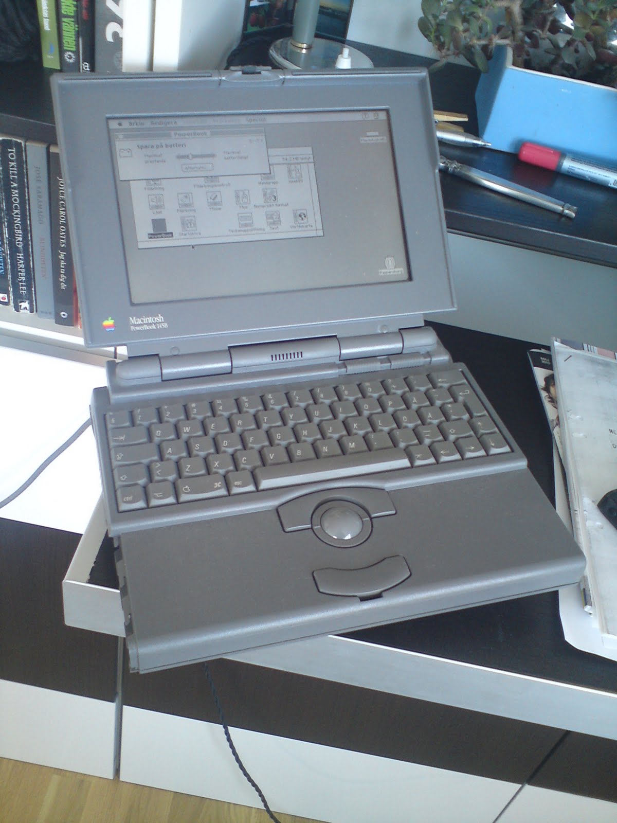 Paul Dreiks blog: Macintosh Powerbook 145B