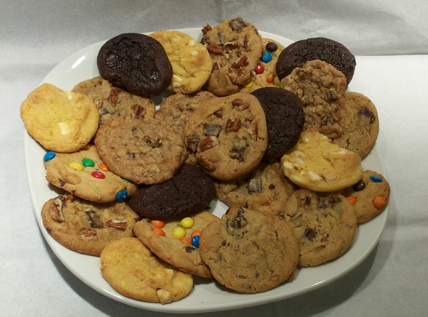 [plate_of_cookies.jpg]