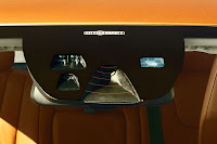 The new Volvo V60 sports wagon detail (b)