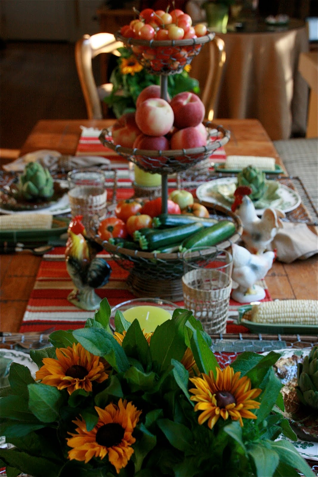 vignette design: Summer's Bounty Tablescape