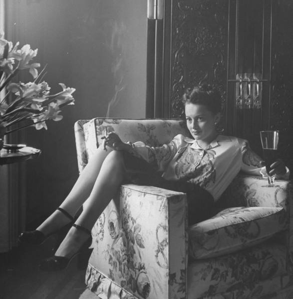 [Olivia+De+Havilland4.jpg]