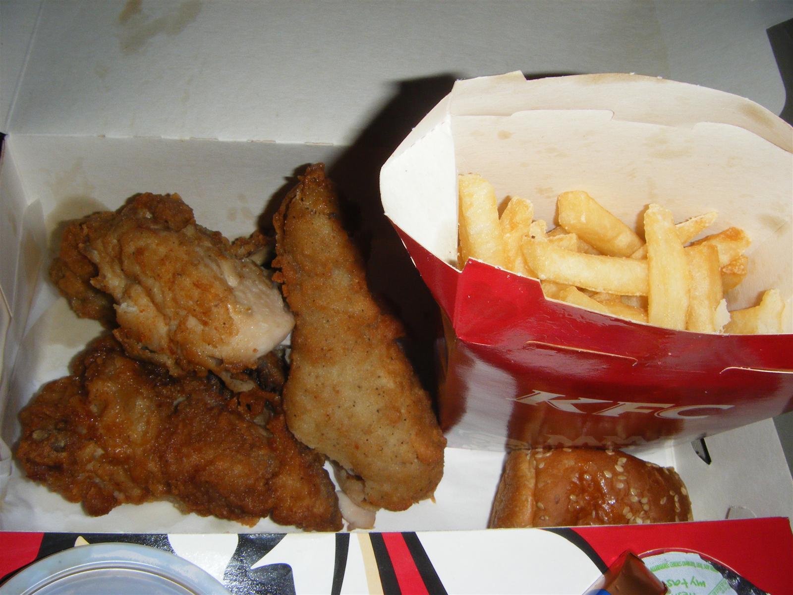Fat Pride Times KFC Phwaa Big Chicken Meal Box From New Zealand Reader