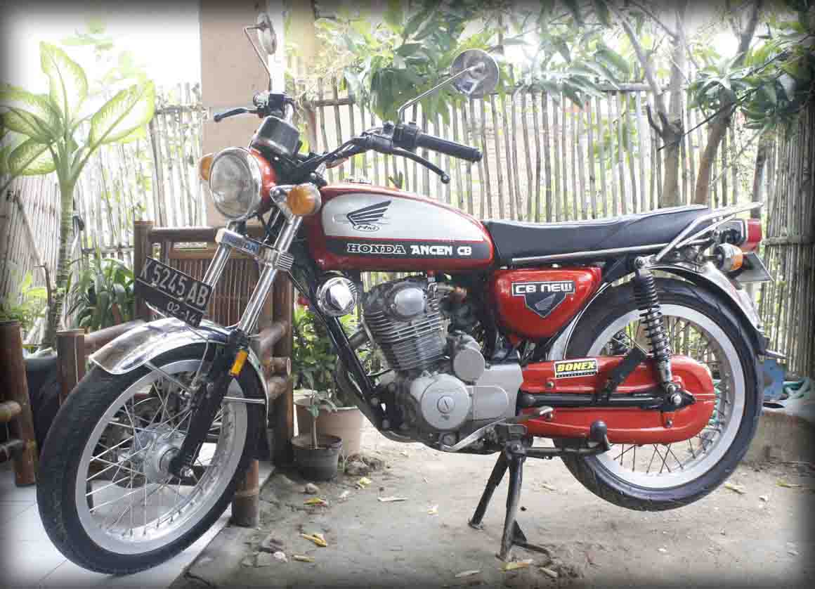 motor cebe ku: CB 100
