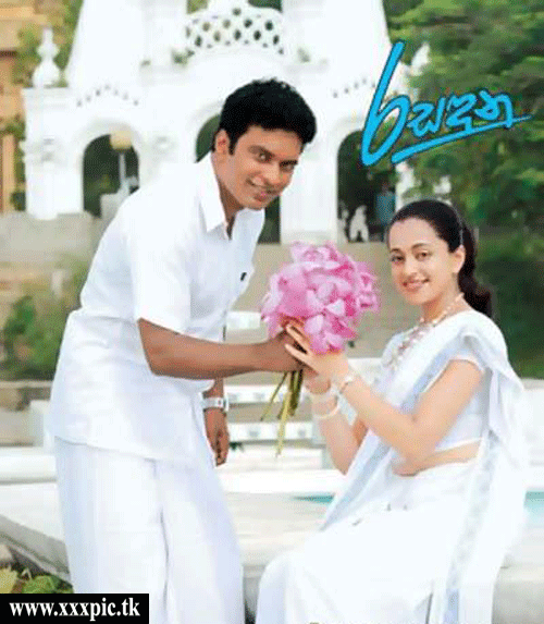 [Ayomi_Shanika_15.gif]