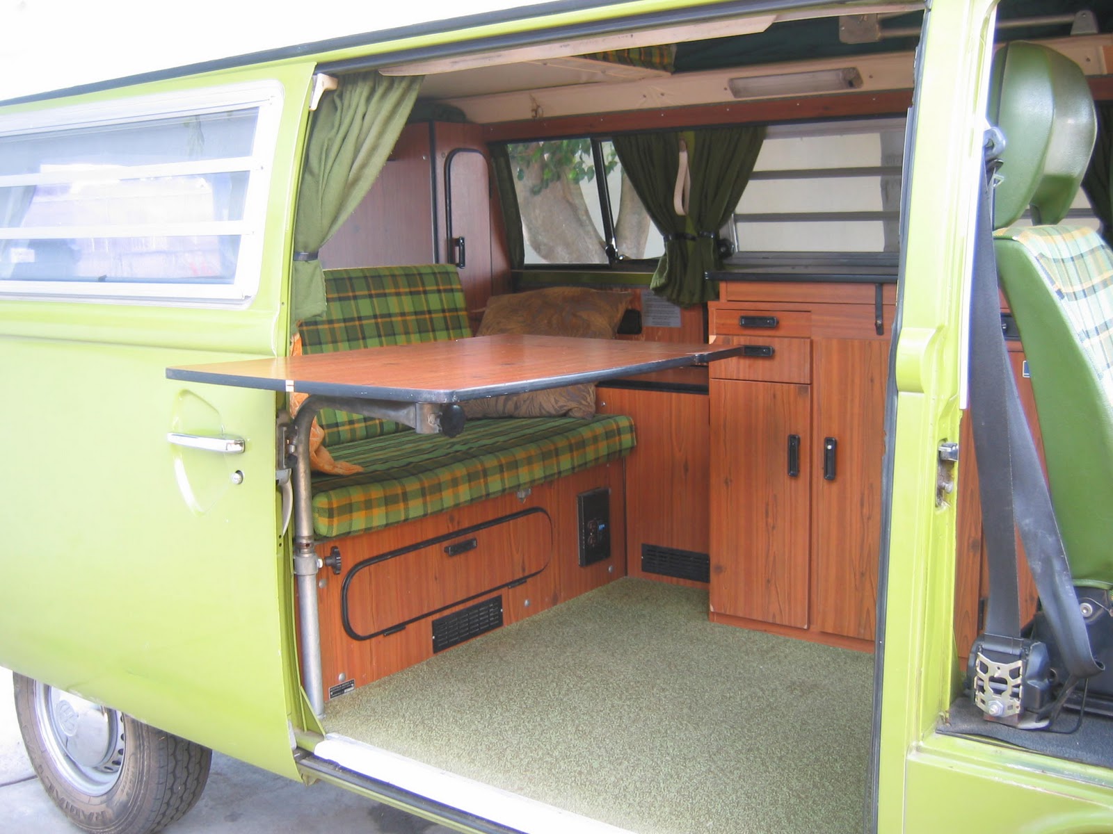 Vintage Surfari Wagons: A New Interior for 1977 Westfalia VW Bus 