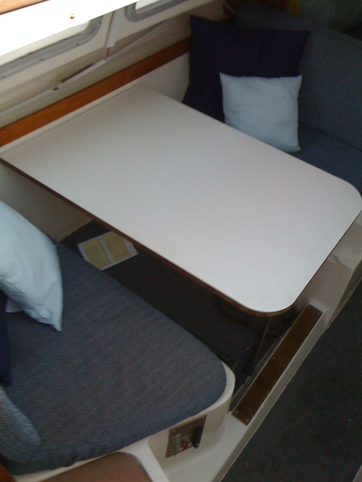 Catalina 22: Interior