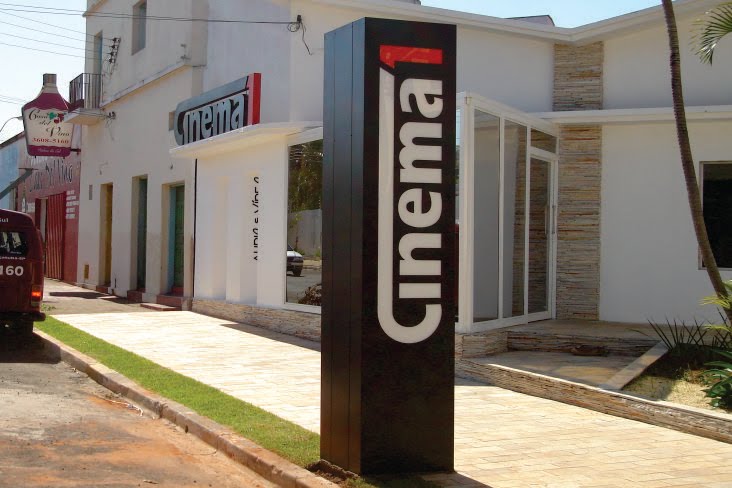 CINEMA 1