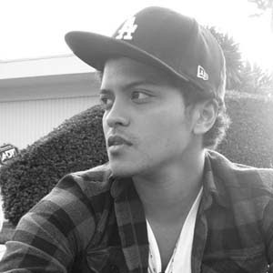 Bruno Mars mp3 mp3s download downloads ringtone ringtones music video entertainment entertaining lyric lyrics by Bruno Mars collected from Wikipedia