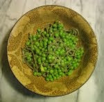 Green Noodles with Peas