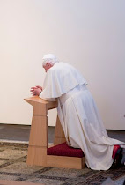 The Pope's Kneeler