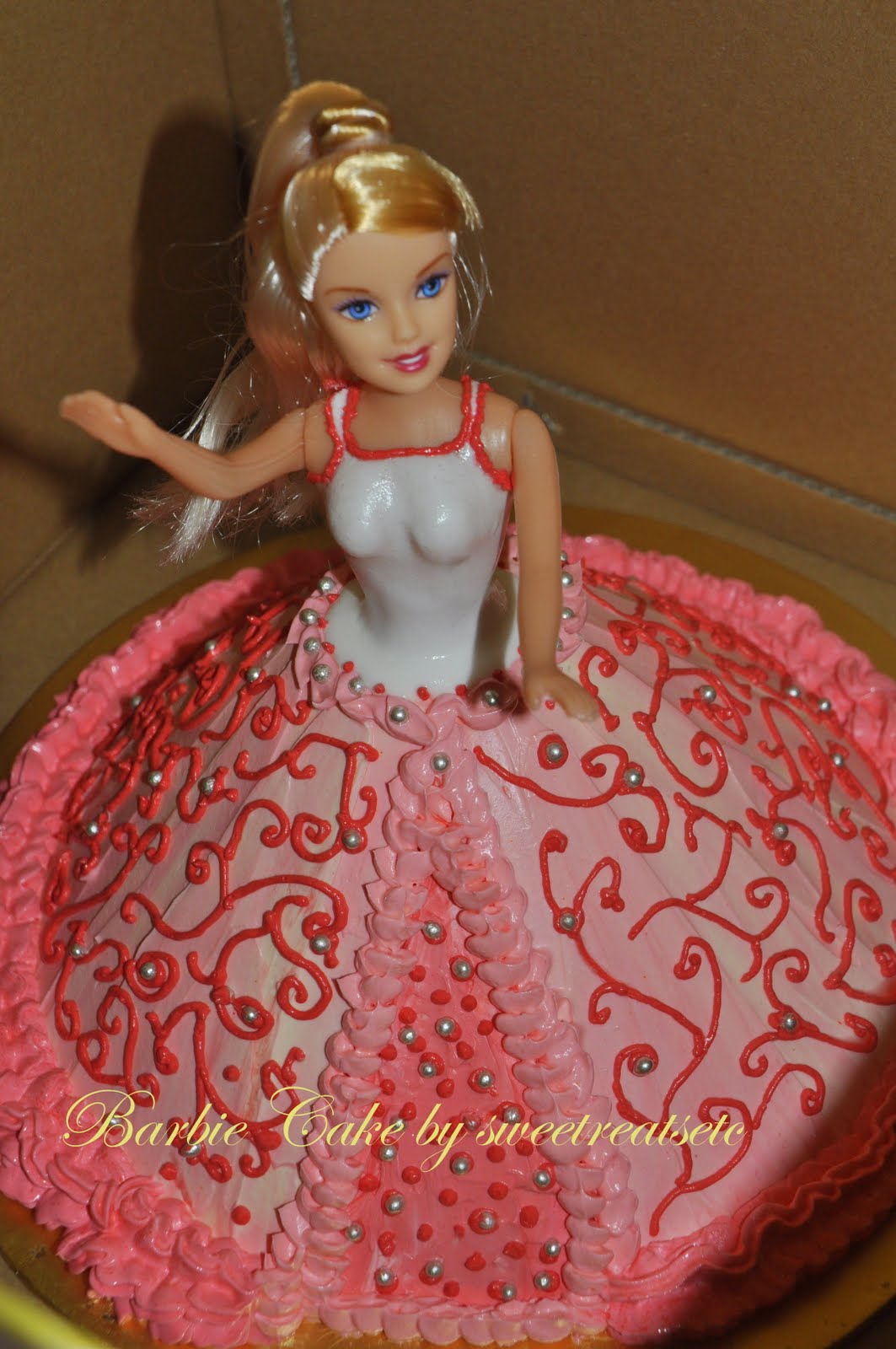 [barbie+cake.jpg]