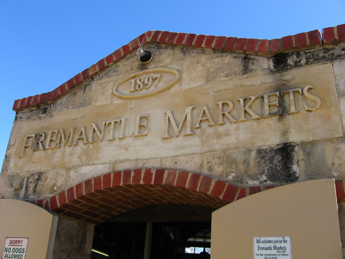 [Fremantle+Market.JPG]