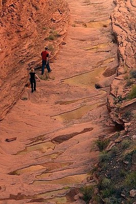 Easy slot canyons near moab national park