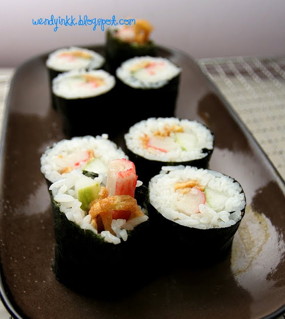 Table for 2.... or more Simple Homemade Sushi