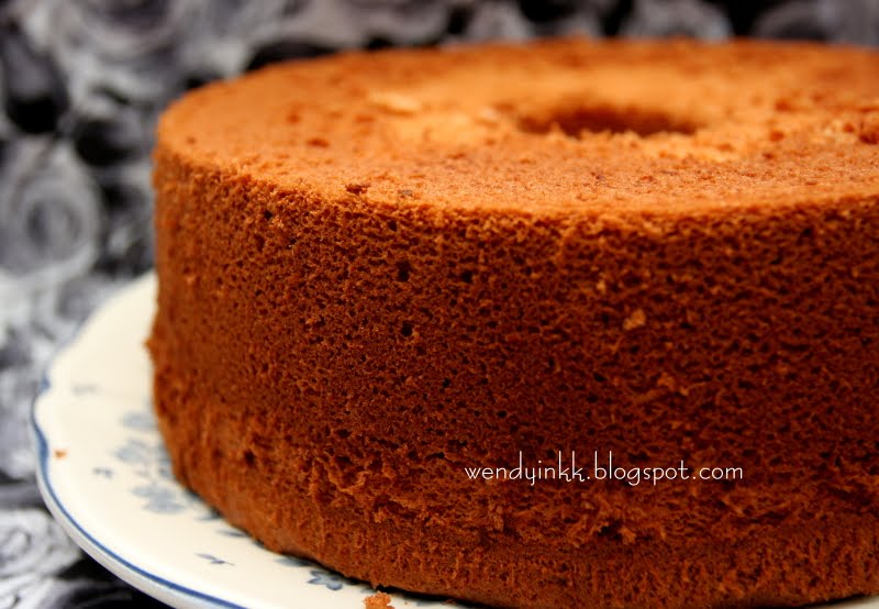 Table for 2.... or more Palm Sugar Chiffon Cake