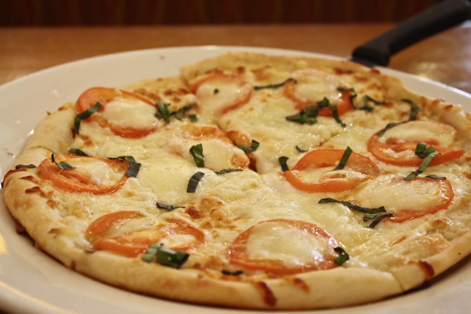 California Pizza Kitchen Zomato Ph California Pizza Kitchen Zomato Ph