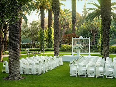 Garden Wedding Reception on Wedding Reception