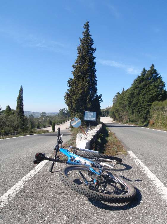 [9grutastantonio.jpg]