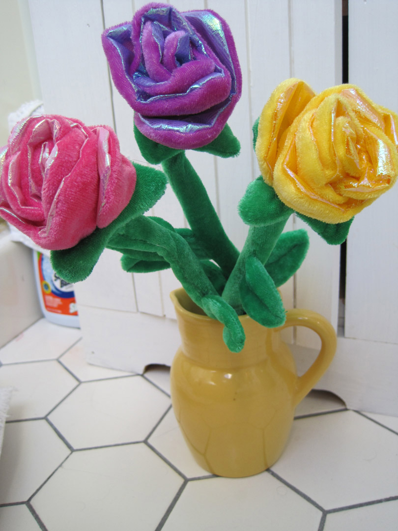 [Joan+Gage+roses.jpg]