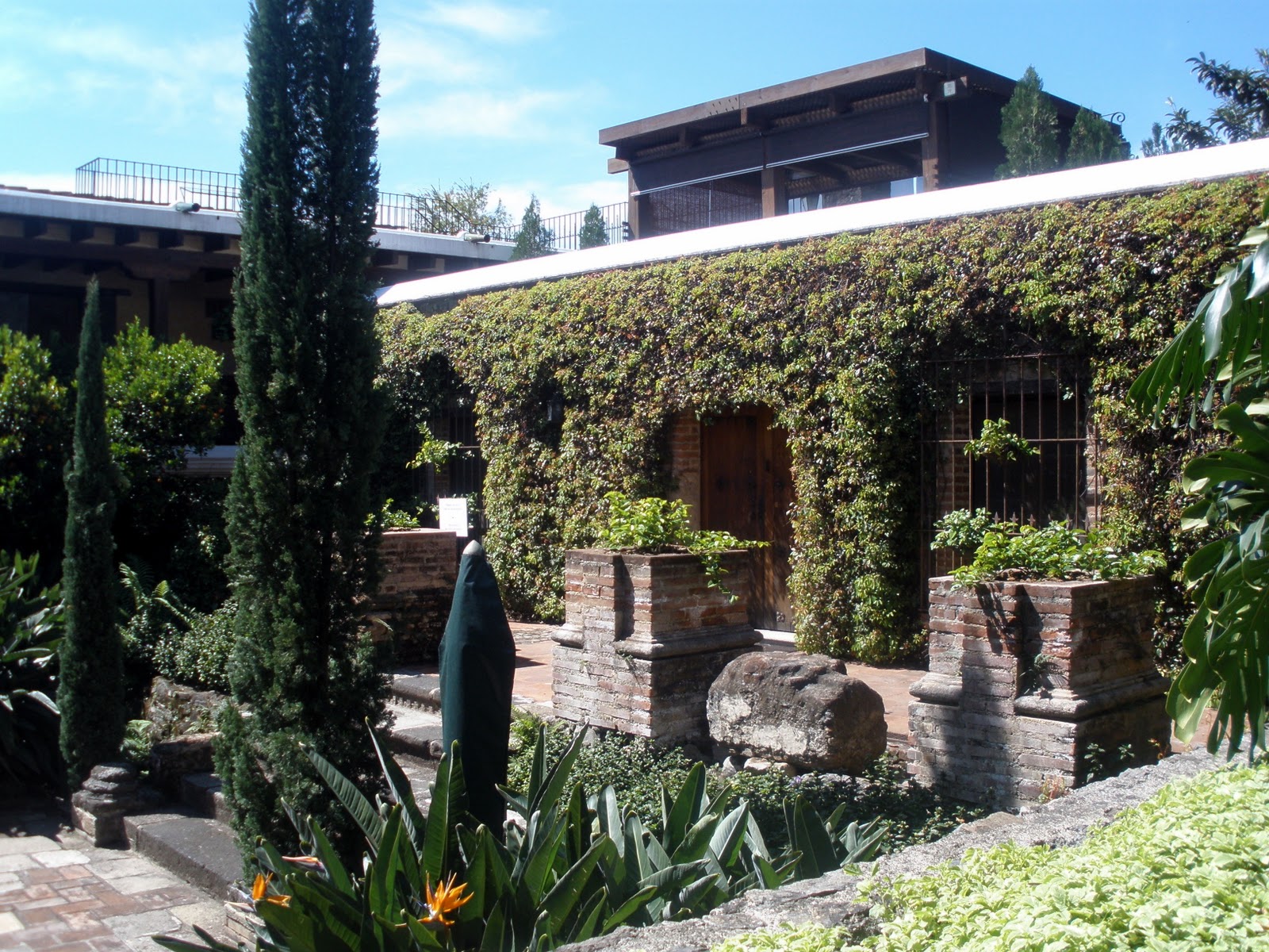 ¡Disfrutando de la vida! Un patio con personaliad propia. Rincones del
