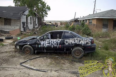 IMAGE: Car with Merry Christmas graffit