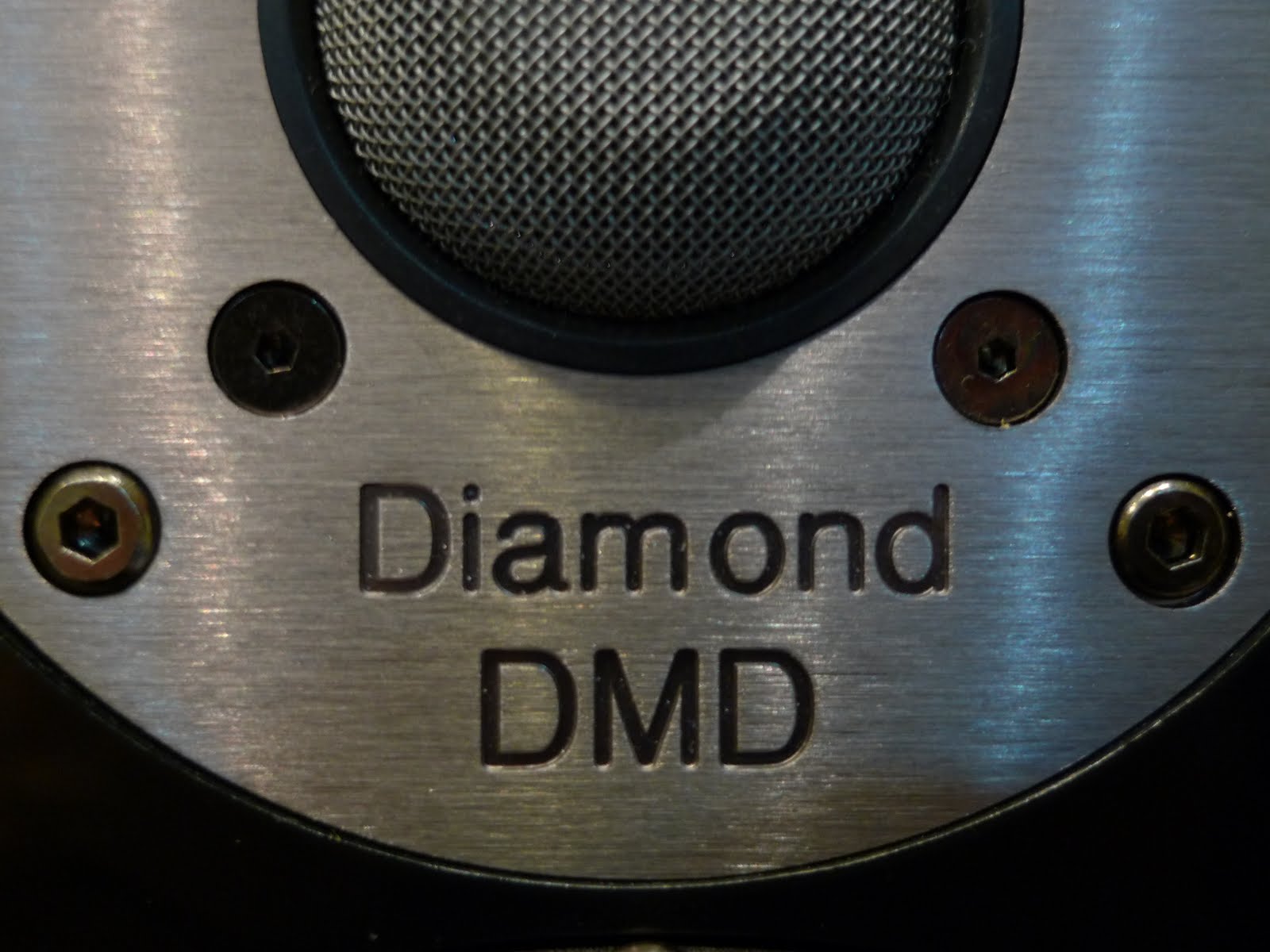 Audio Basic: Usher Dancer Diamond