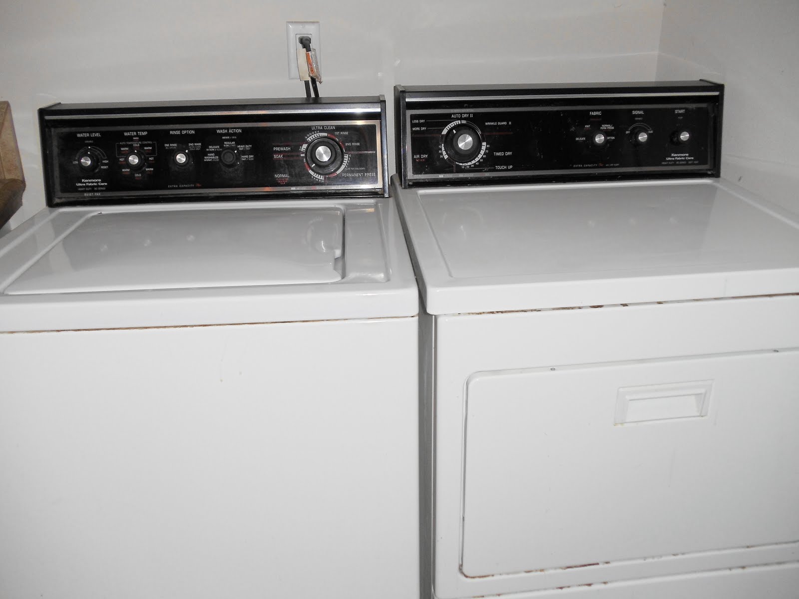 Dogsblog Good bye Old Faithful Friends Washer and Dryer that is!